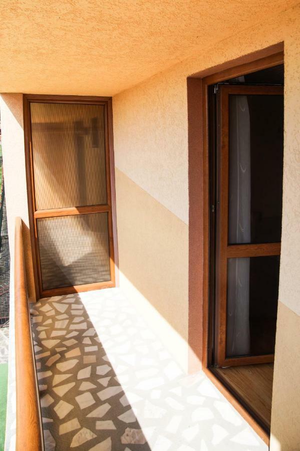 Pensiunea Nicol Hotel Valea Iasului Buitenkant foto