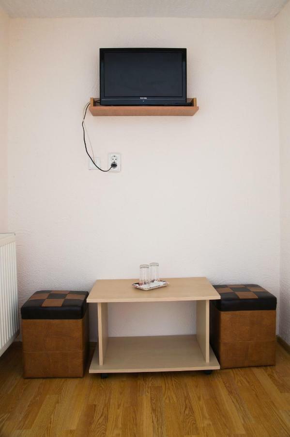 Pensiunea Nicol Hotel Valea Iasului Buitenkant foto